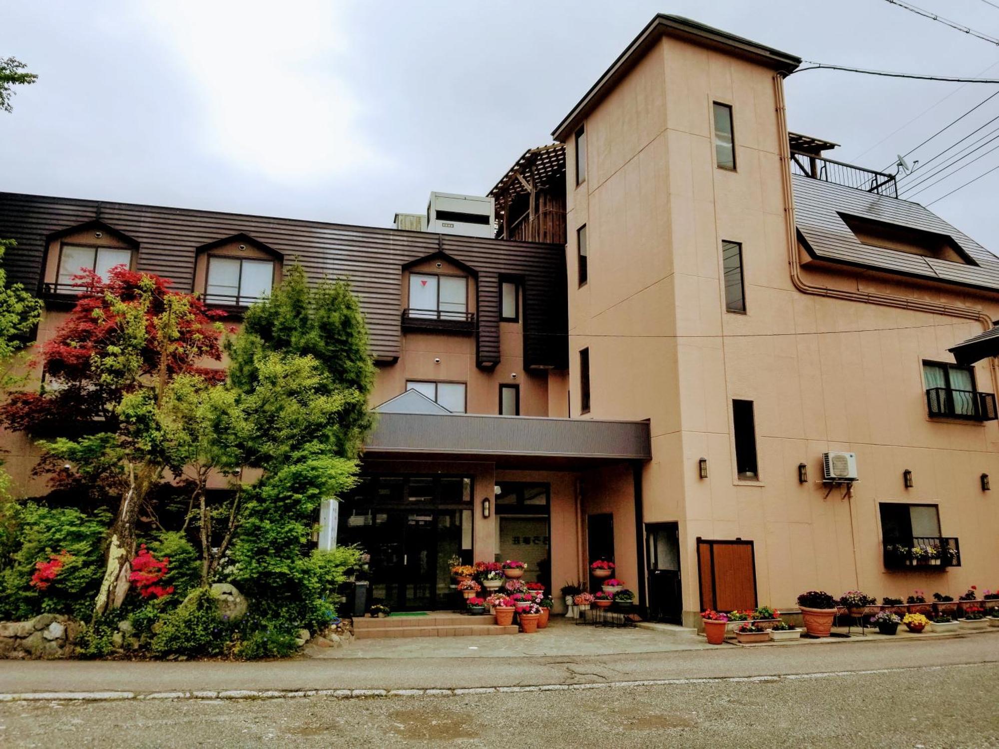 Hakuba Hotel Hana-No-Sato Exterior foto